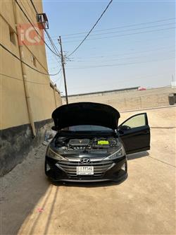 هیوندای ئەلەنترا